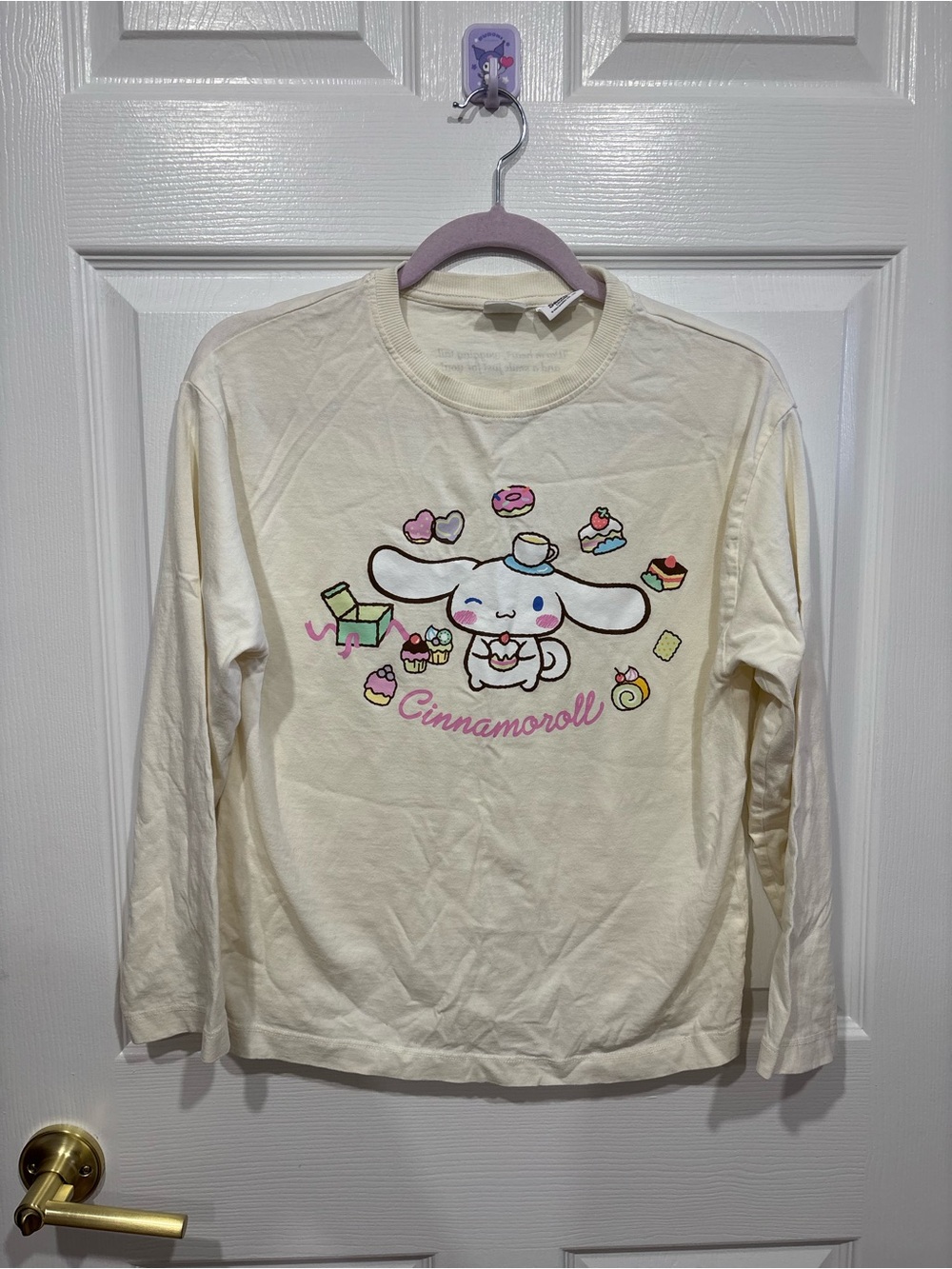 Zara Cream Long-Sleeve Cinnamoroll Graphic Tee